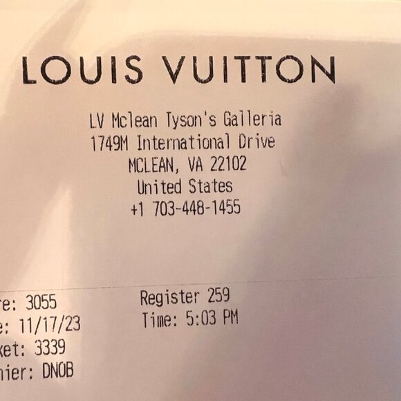 New with Receipt Louis Vuitton Metis East West Pouchette in Black - Picture 3 of 16